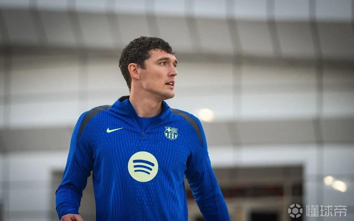 记者：克里斯滕森已重拾信心，他想成为巴萨常规首发